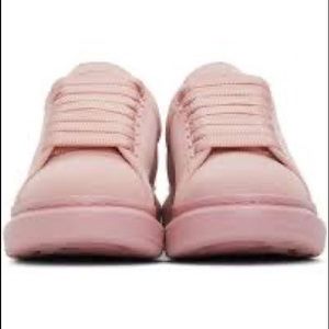 Pink suede alexander mcqueen’s sneakers